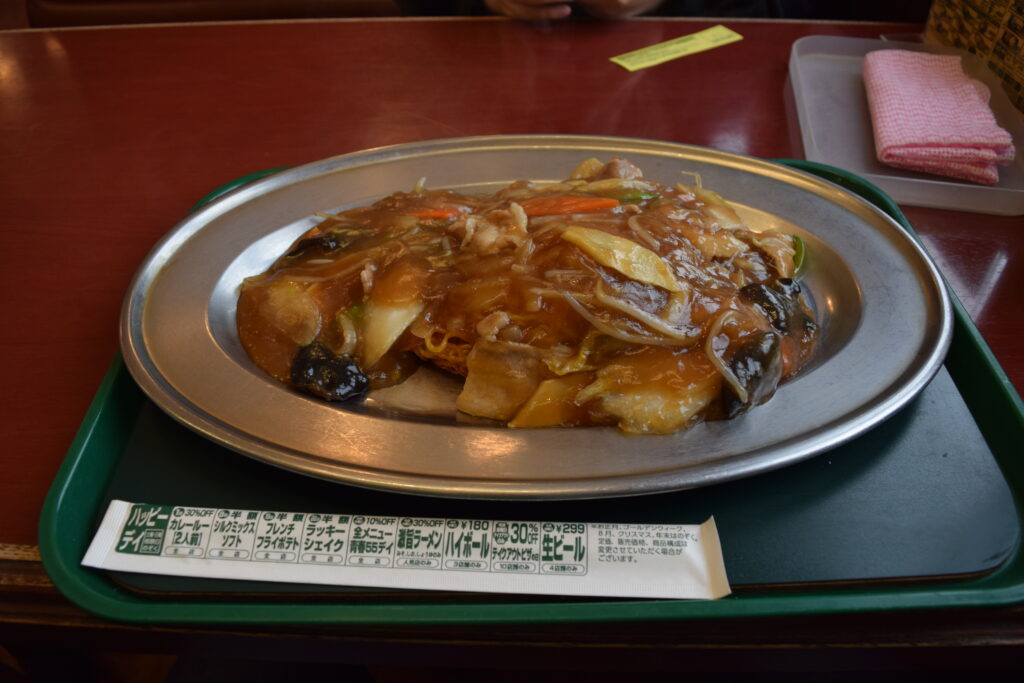 ラッキーピエロ　あんかけ焼きそば