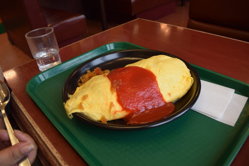 ラッキーピエロ　オムライス