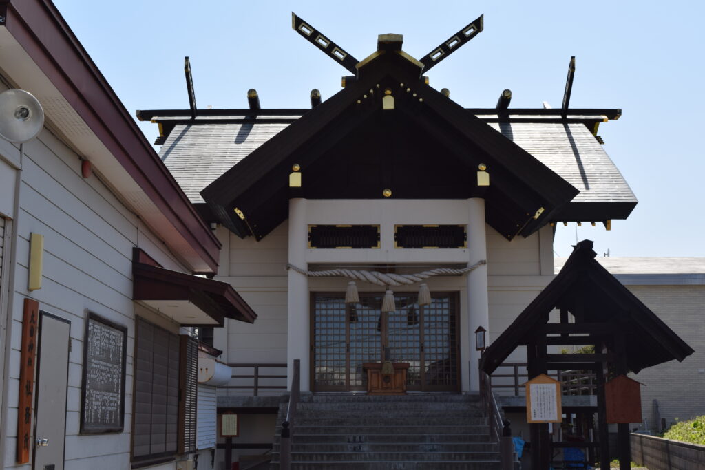大曲神社 社殿