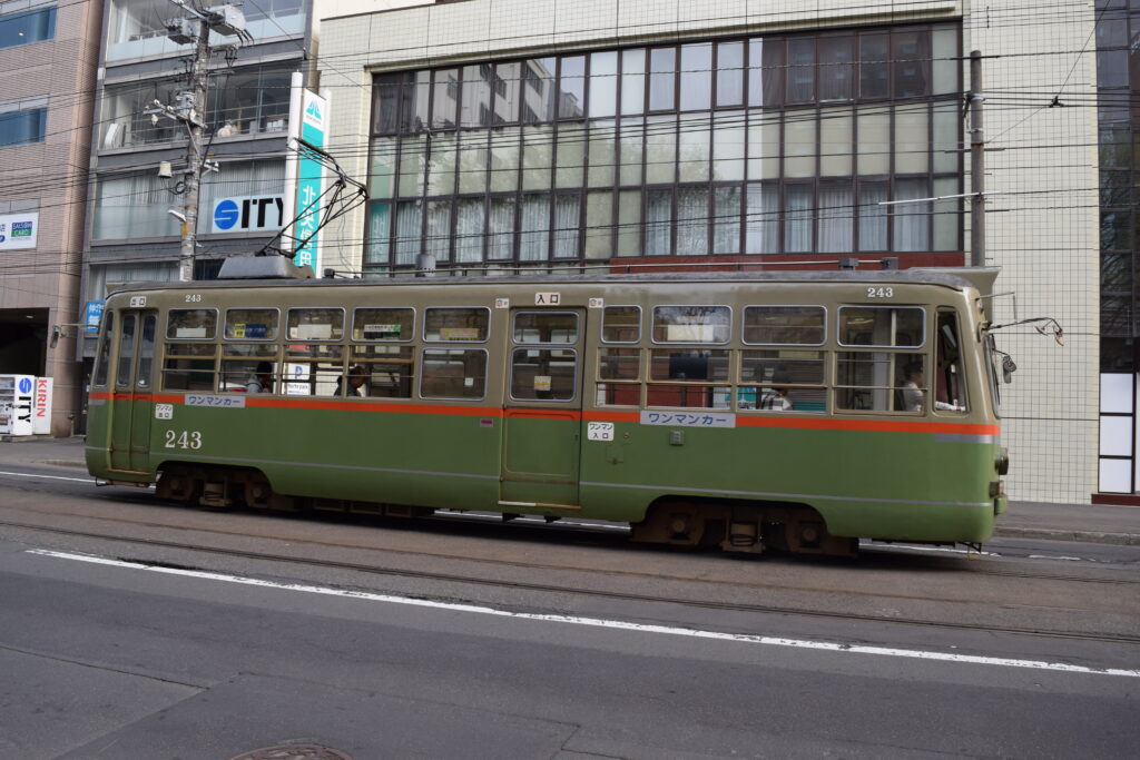 三吉神社　貸切市電　旧車両