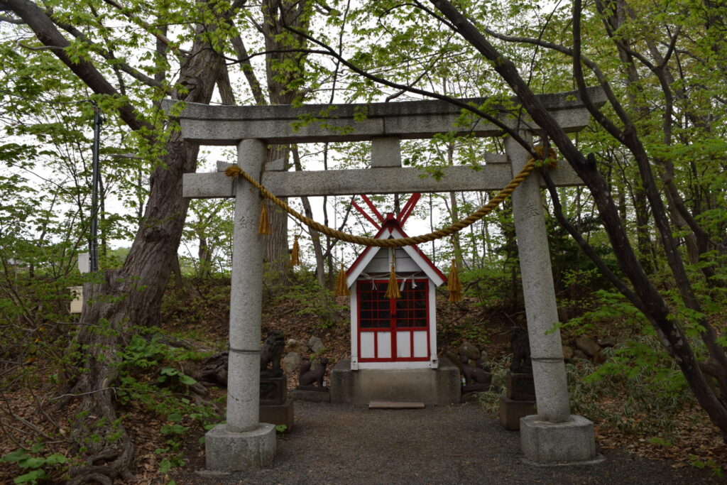 小樽稲荷神社　境内外末社　小樽地守稲荷神社(おたるじまもりいなりじんじゃ)