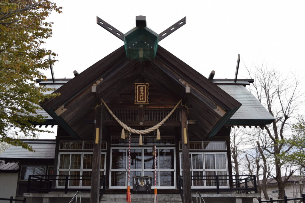 豊足神社　社殿