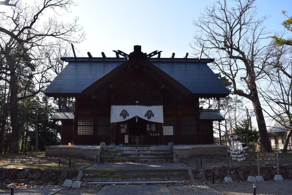 東川神社 社殿
