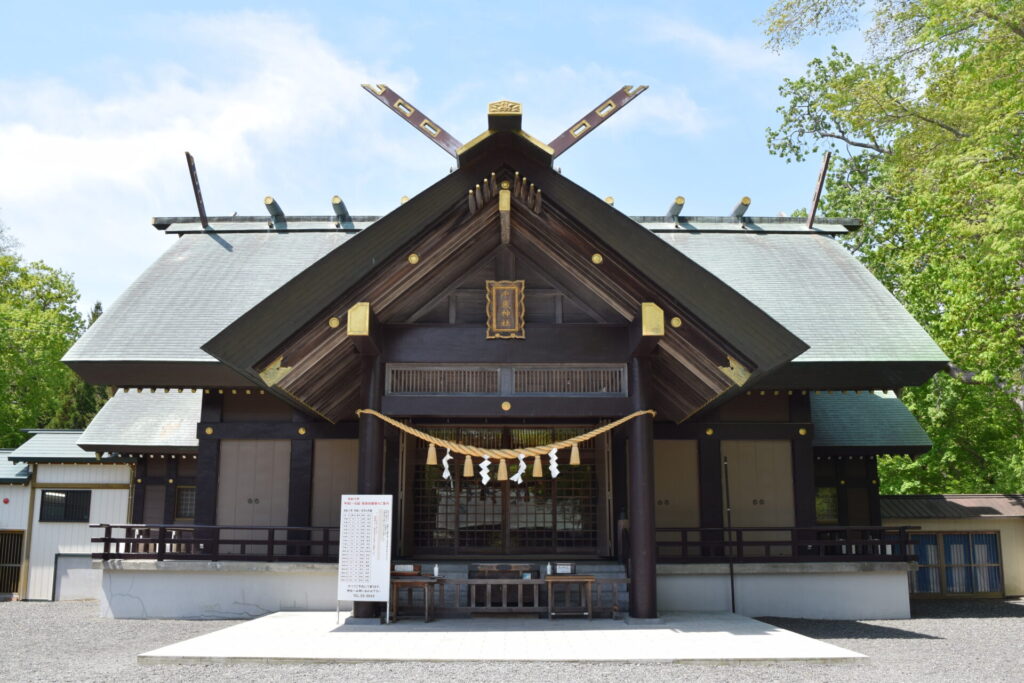 千歳神社　社殿