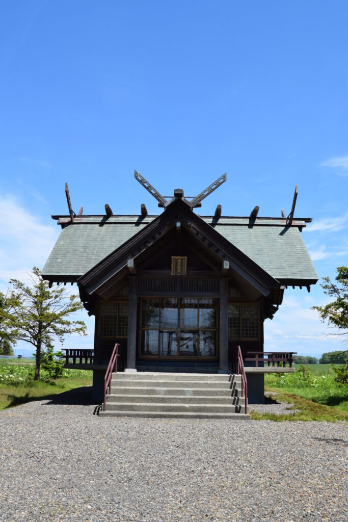 東裏神社 社殿