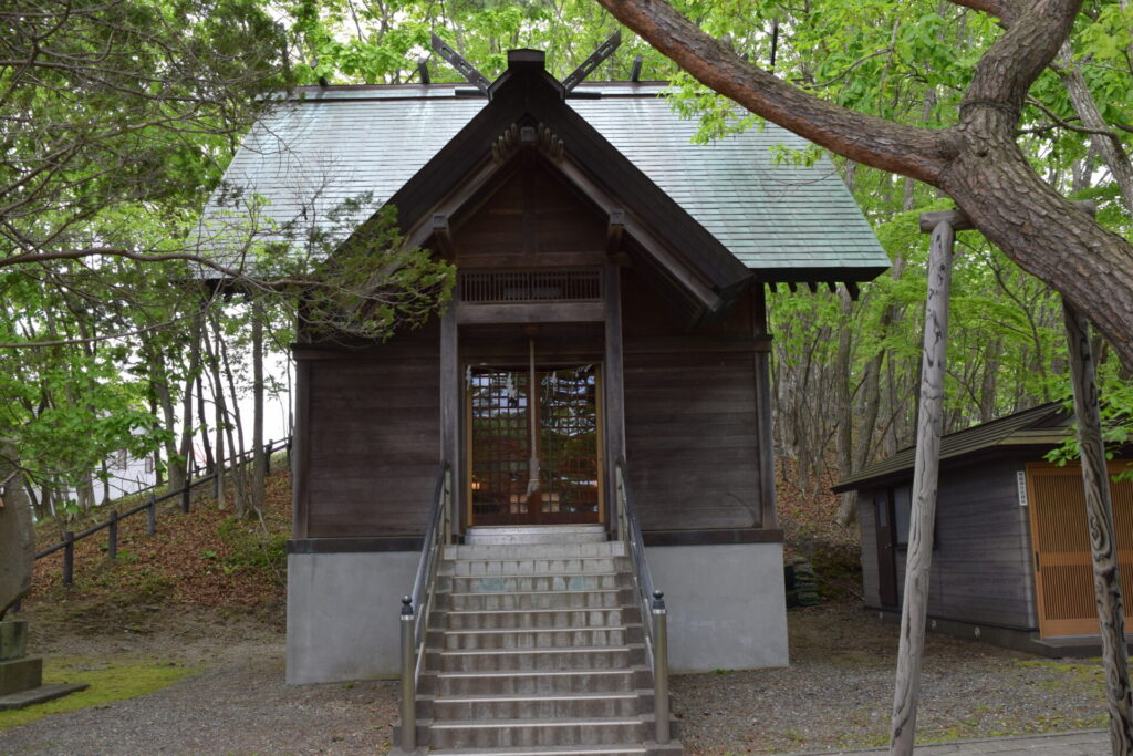 樽前山神社　聖徳神社