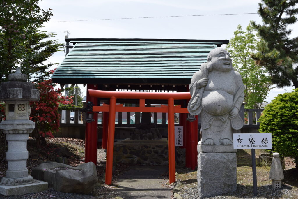 白老八幡神社 布袋様