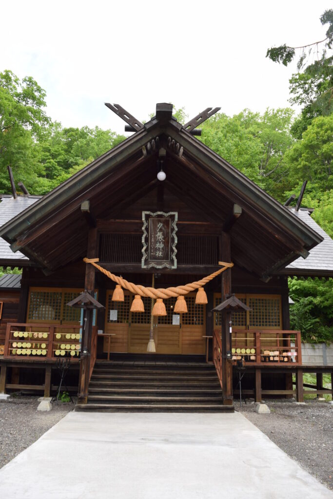 夕張神社　社殿