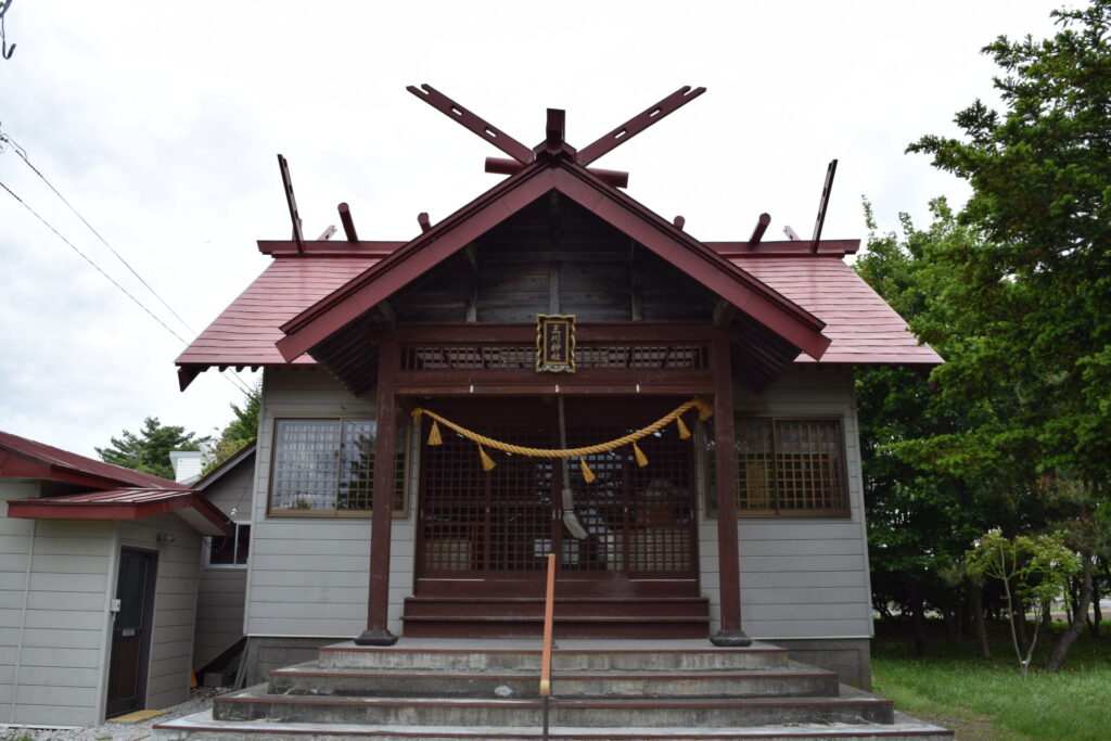 三川神社 社殿
