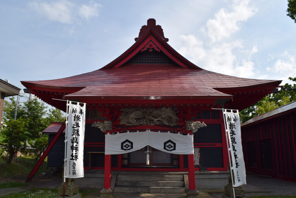 増毛厳島神社 社殿