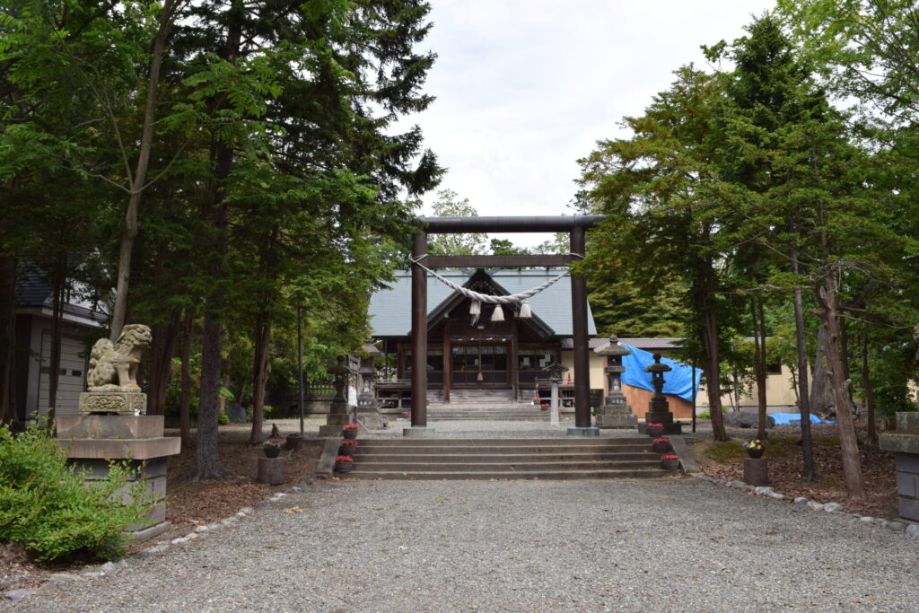 栗澤神社　境内