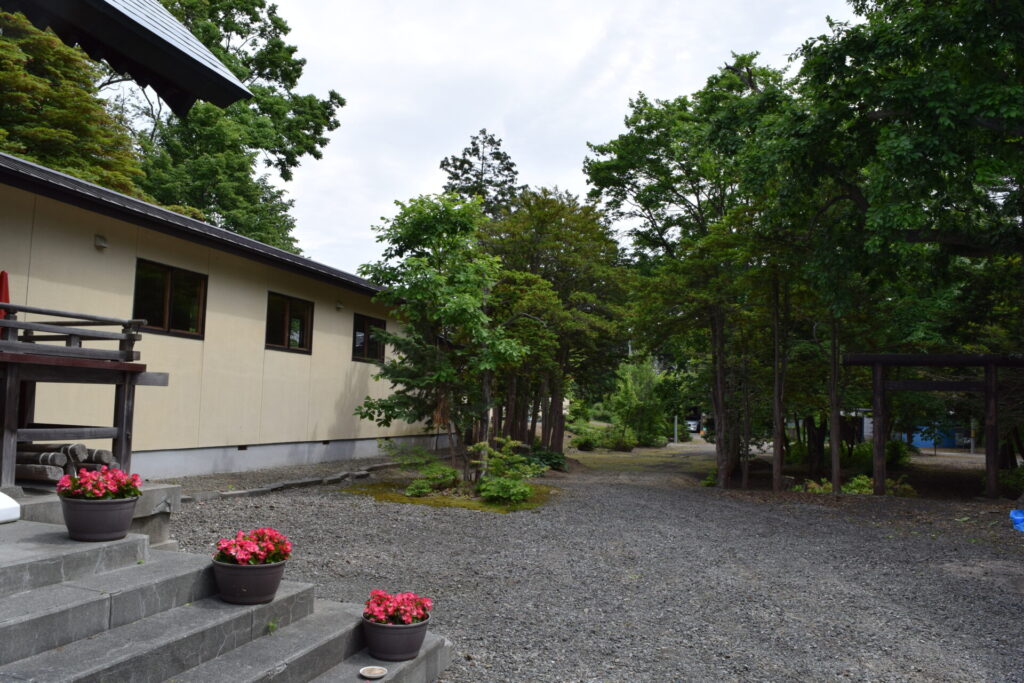 栗澤神社　境内