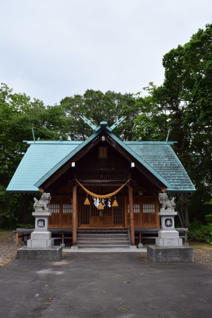 峰延神社　社殿