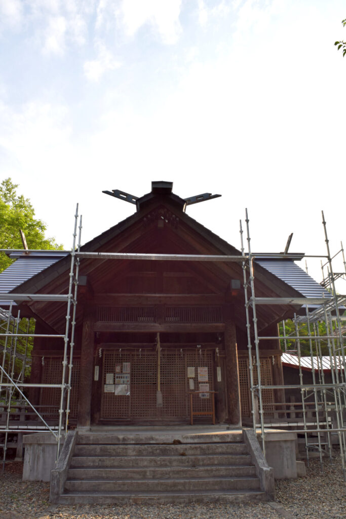 神居神社　社殿