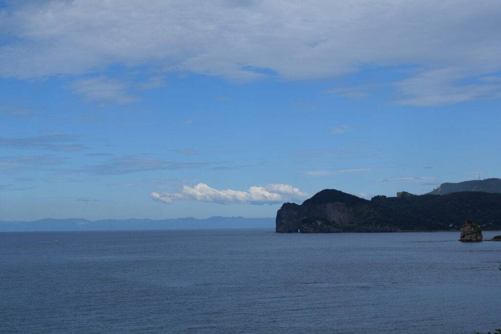 忍路神社　神社手前の景色