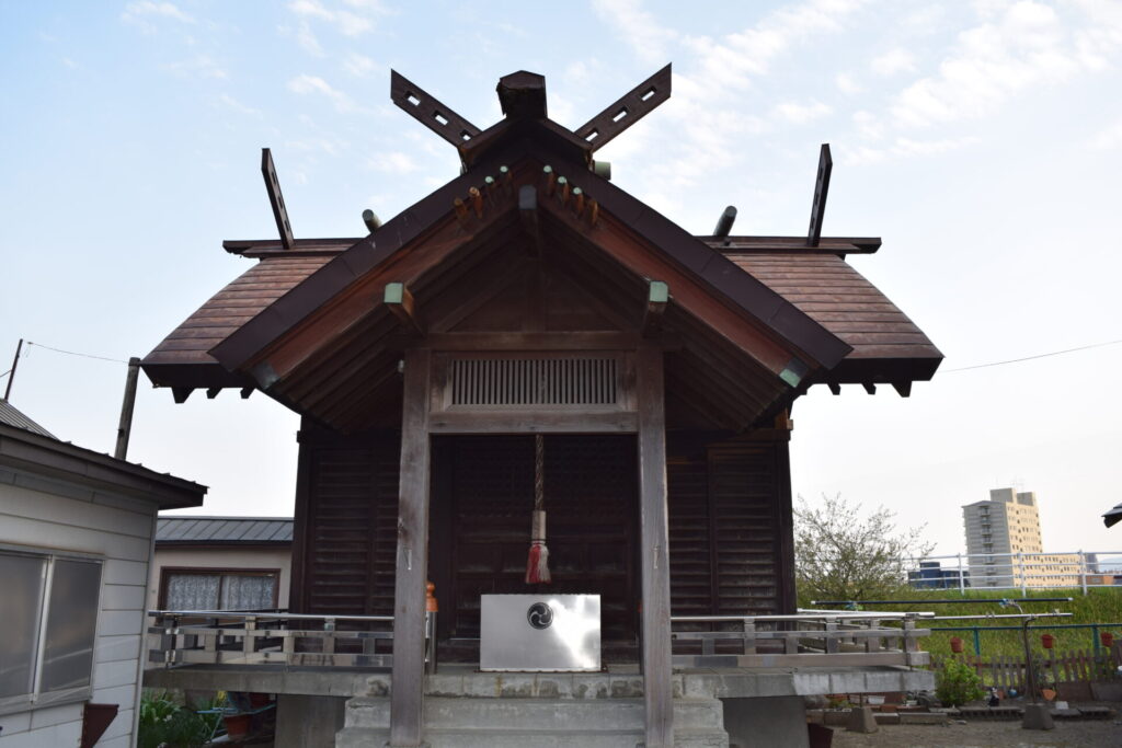 瑞穂神社　社殿