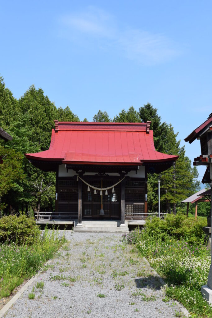 上芦別神社 社殿