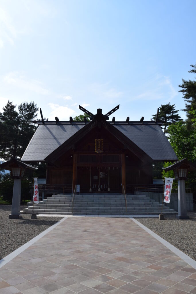 富良野神社 社殿