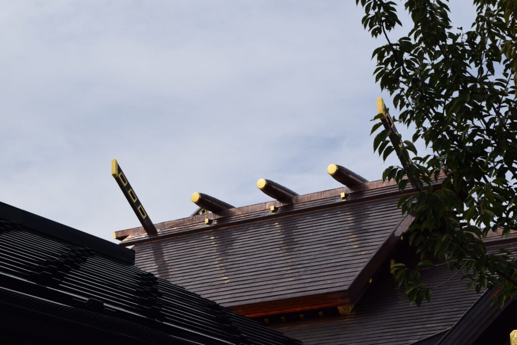 西野神社　銅の屋根