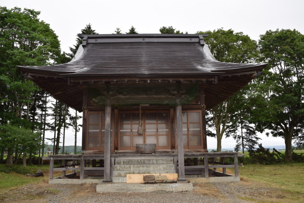 下多寄神社 社殿