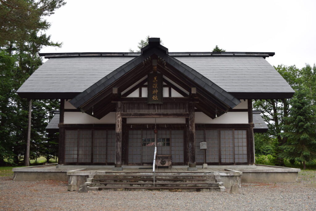 美深神社　社殿