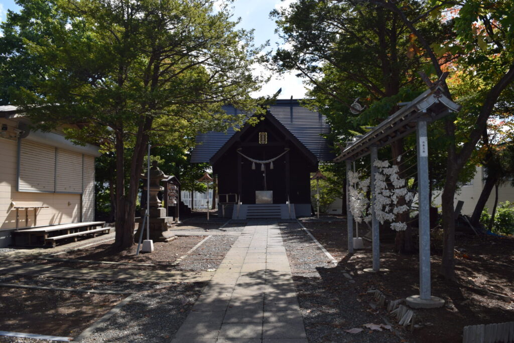 小野幌神社 境内