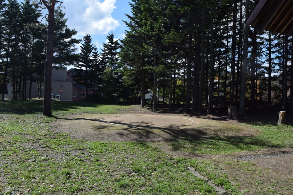 下野幌八幡神社　境内