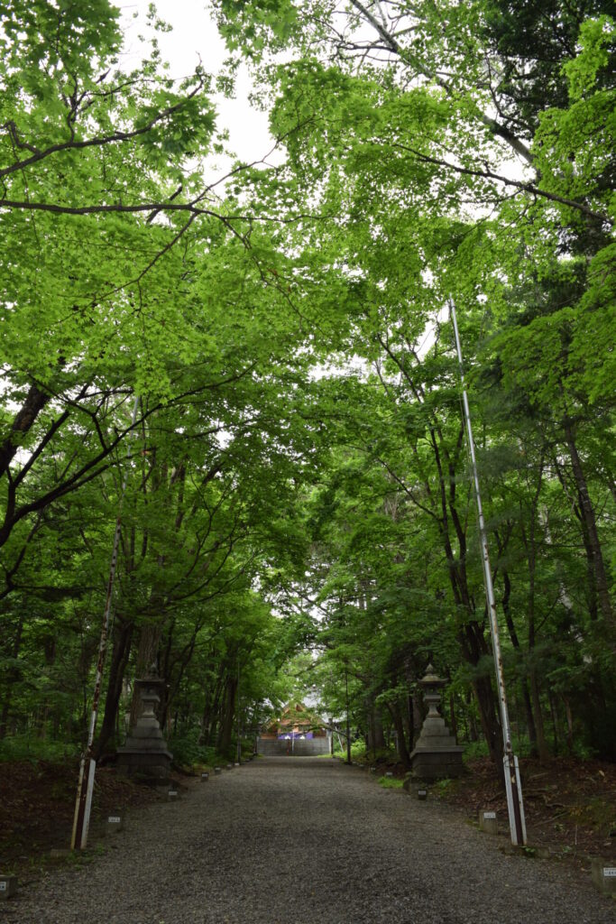 士別神社　参道