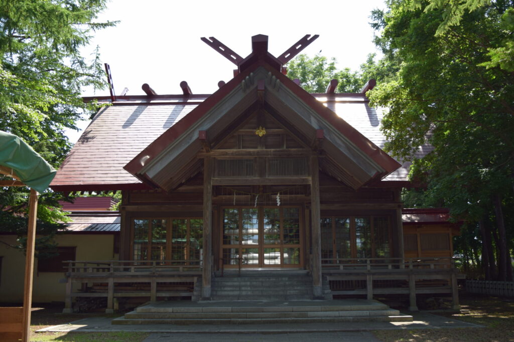 留萌神社　社殿