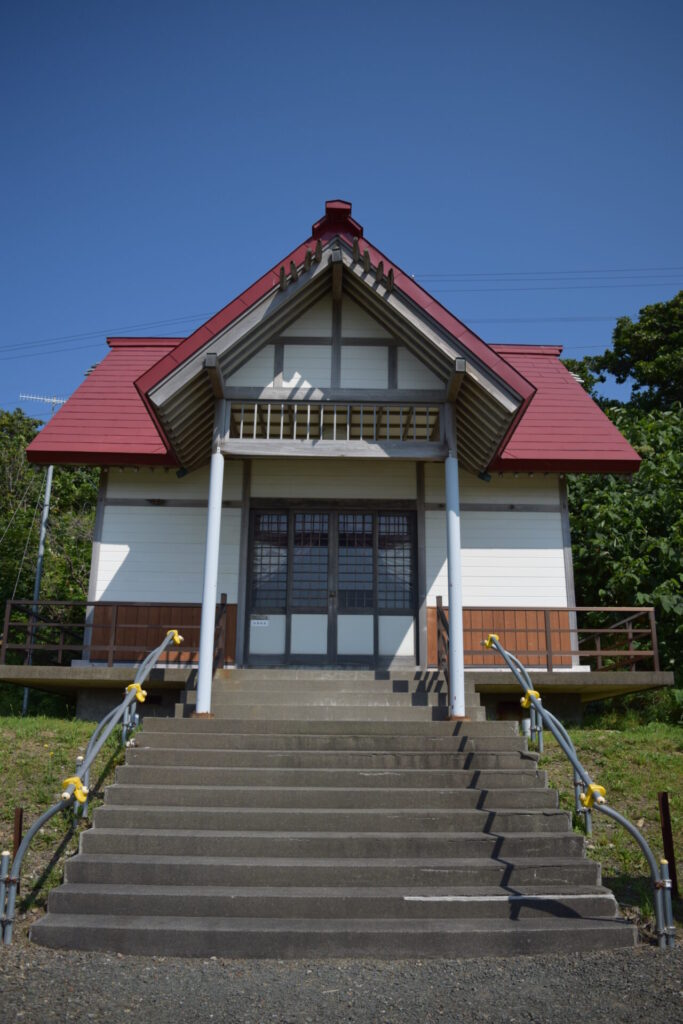 小平神社　社殿