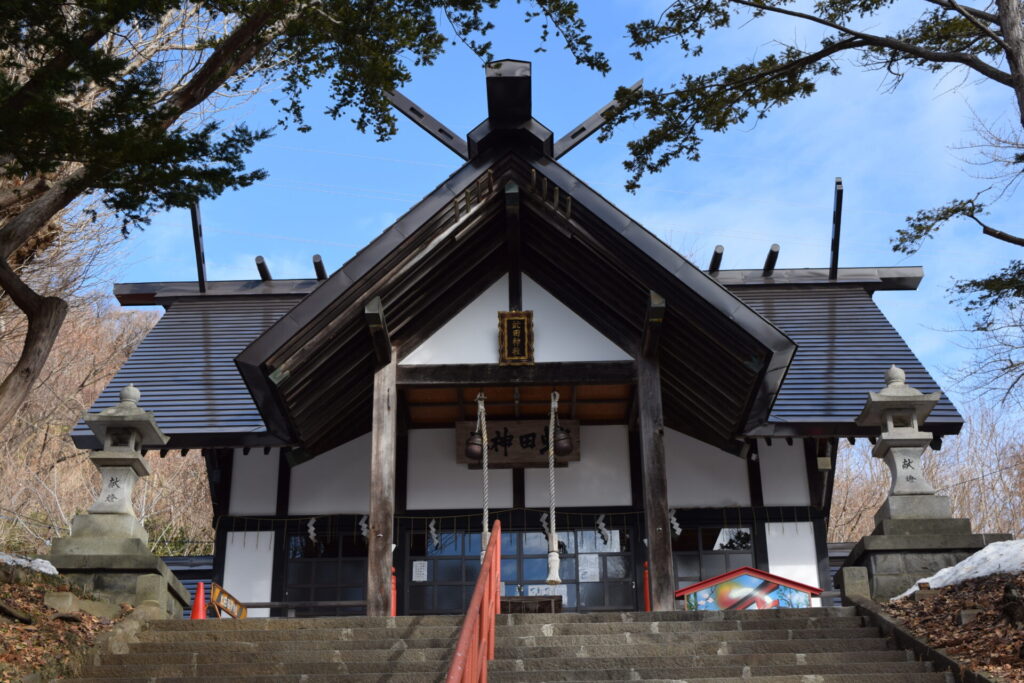 虻田神社】白蛇の鳥居と龍脈パワーを体感せよ！北海道洞爺湖の最強