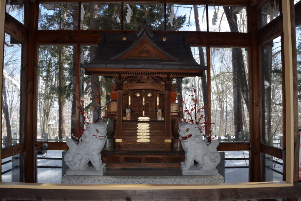 旭川天満宮 社殿内