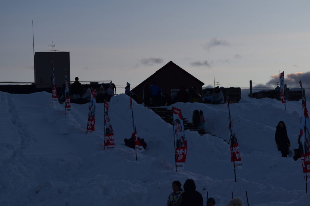 旭川冬まつり チューブ滑り