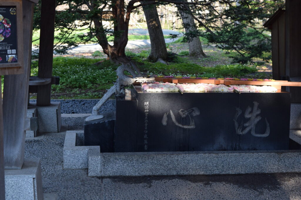 帯廣神社 花手水