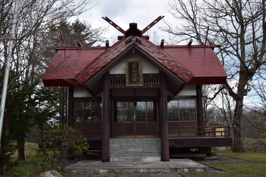 豊似神社　社殿