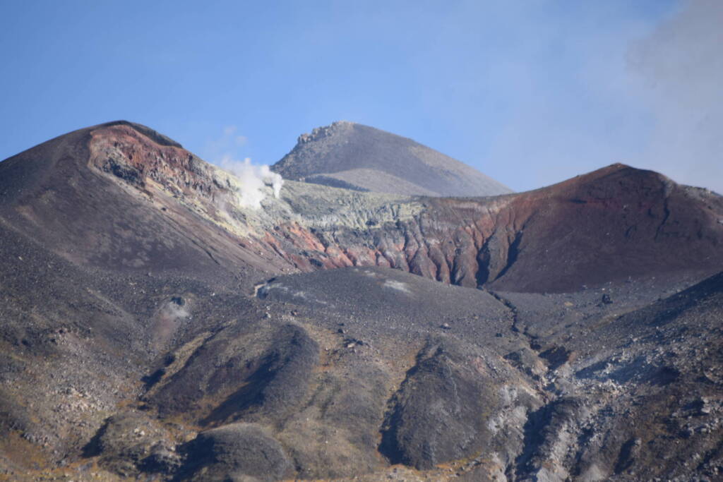 十勝岳　火口付近