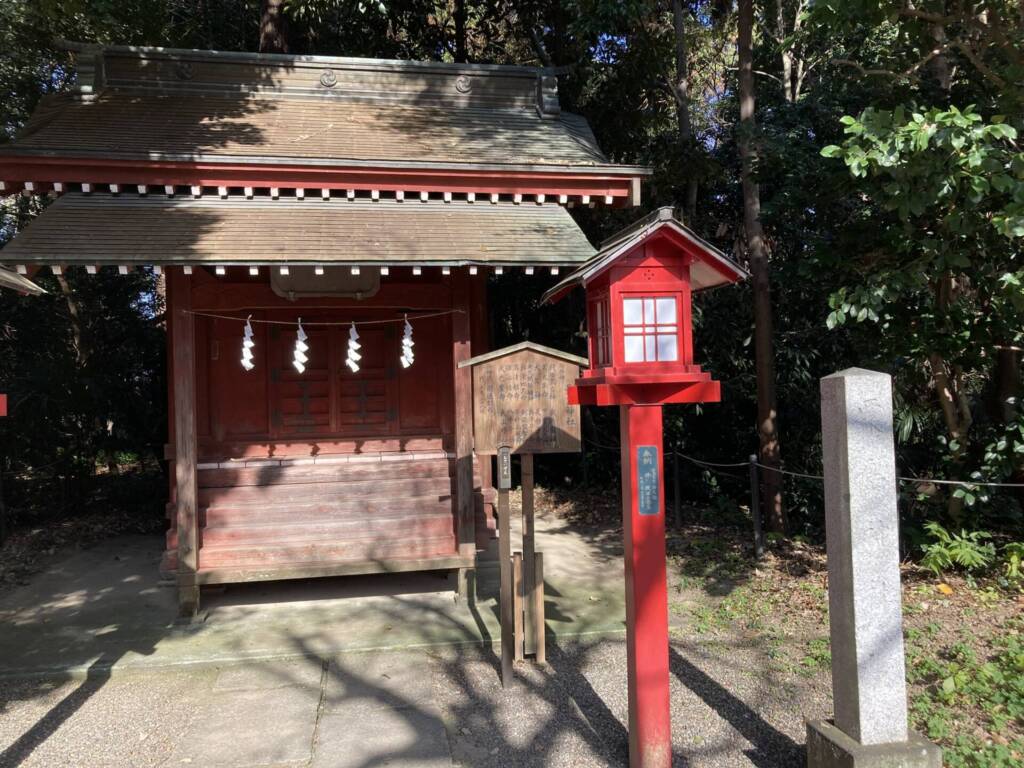 鷲宮神社　粟島神社